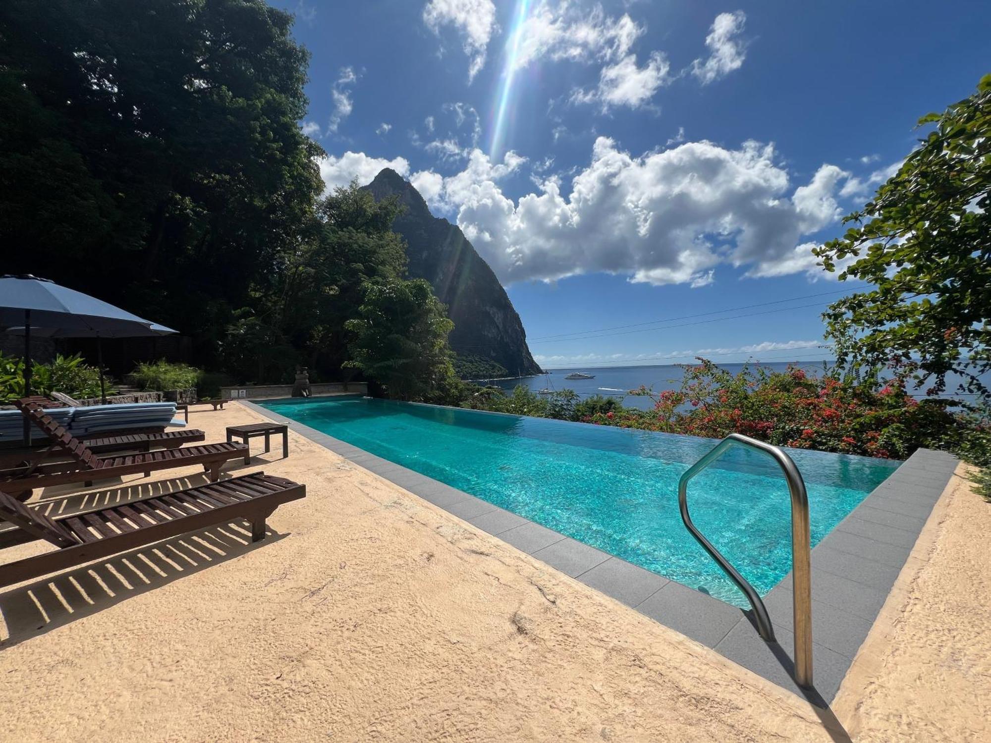 Authentic St, Lucian Experience At Prestigious 2-Bed Villa - Colibri Cottage Villa Soufrière Esterno foto